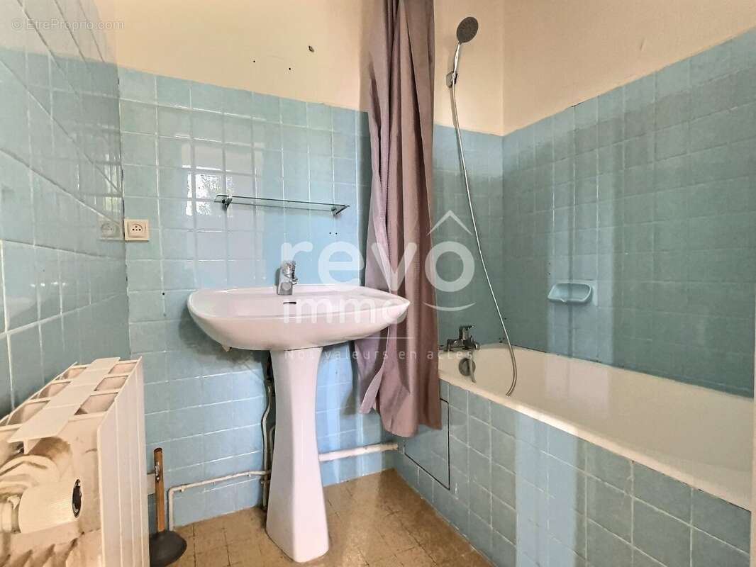 Maison à VAULX-EN-VELIN