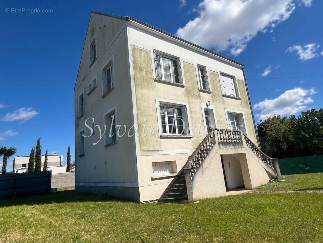 Appartement à SAINT-CYR-SUR-LOIRE