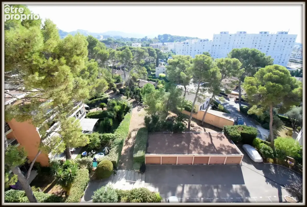Appartement à LE CANNET