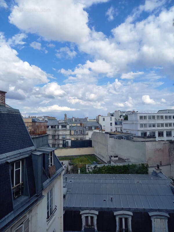 Appartement à PARIS-9E