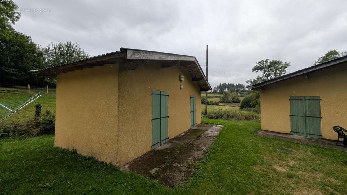Appartement à SAINT-CLEMENT-DE-VERS