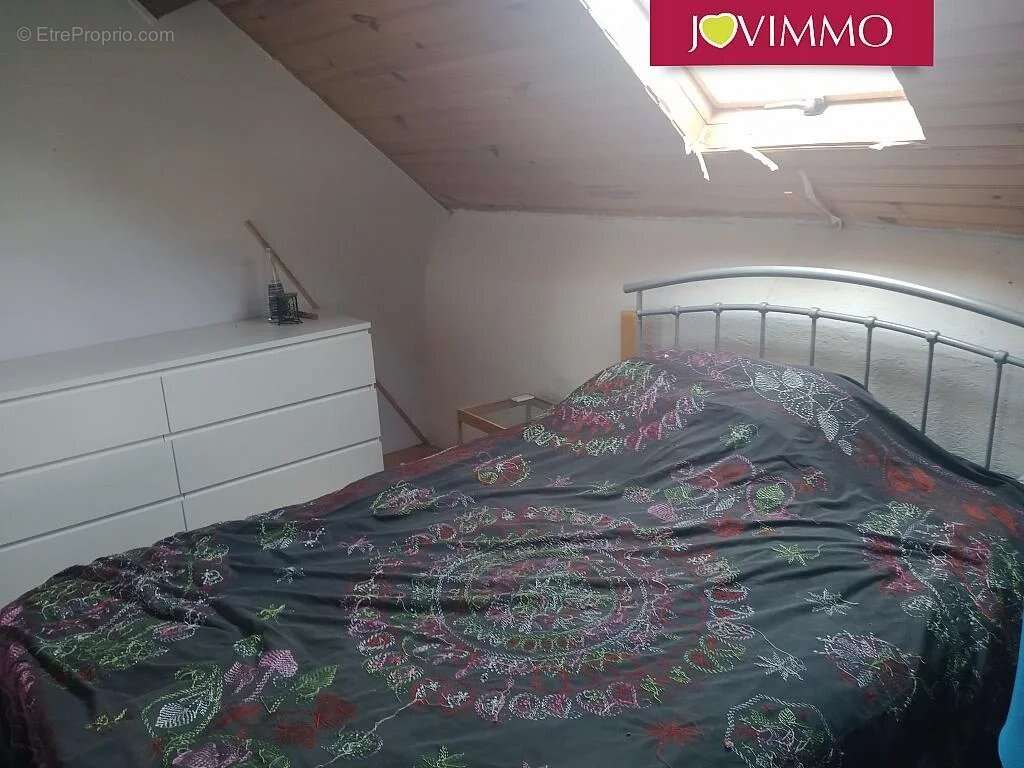 Maison à BUXIERES-SOUS-MONTAIGUT