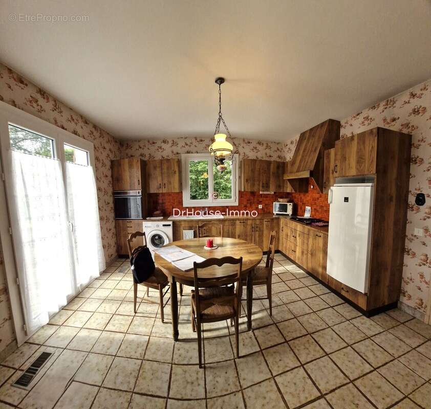 Maison à SAINT-CHEF