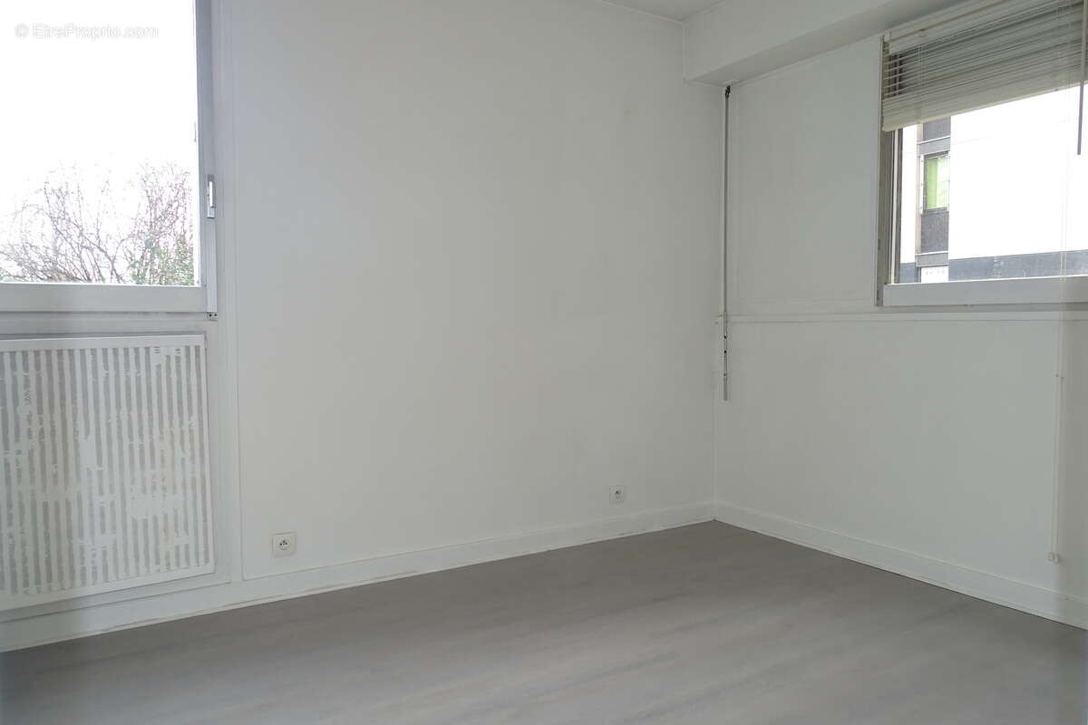 Appartement 67 m² à Creteil  - photo 11
