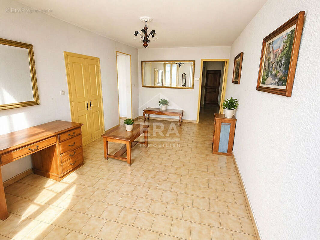 Maison 200m² à la motte-du-caire - photo 3