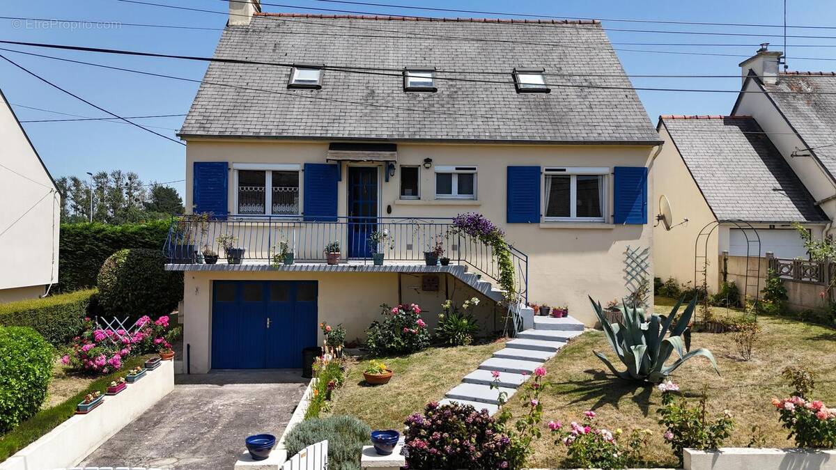 n°1 - Maison à PLOUMAGOAR