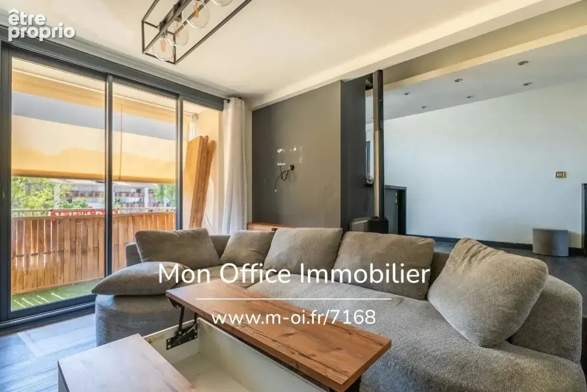 Référence : 7168-GBE. - Appartement 4 pièces avec balcons, cave et  ascenseur - photo 3