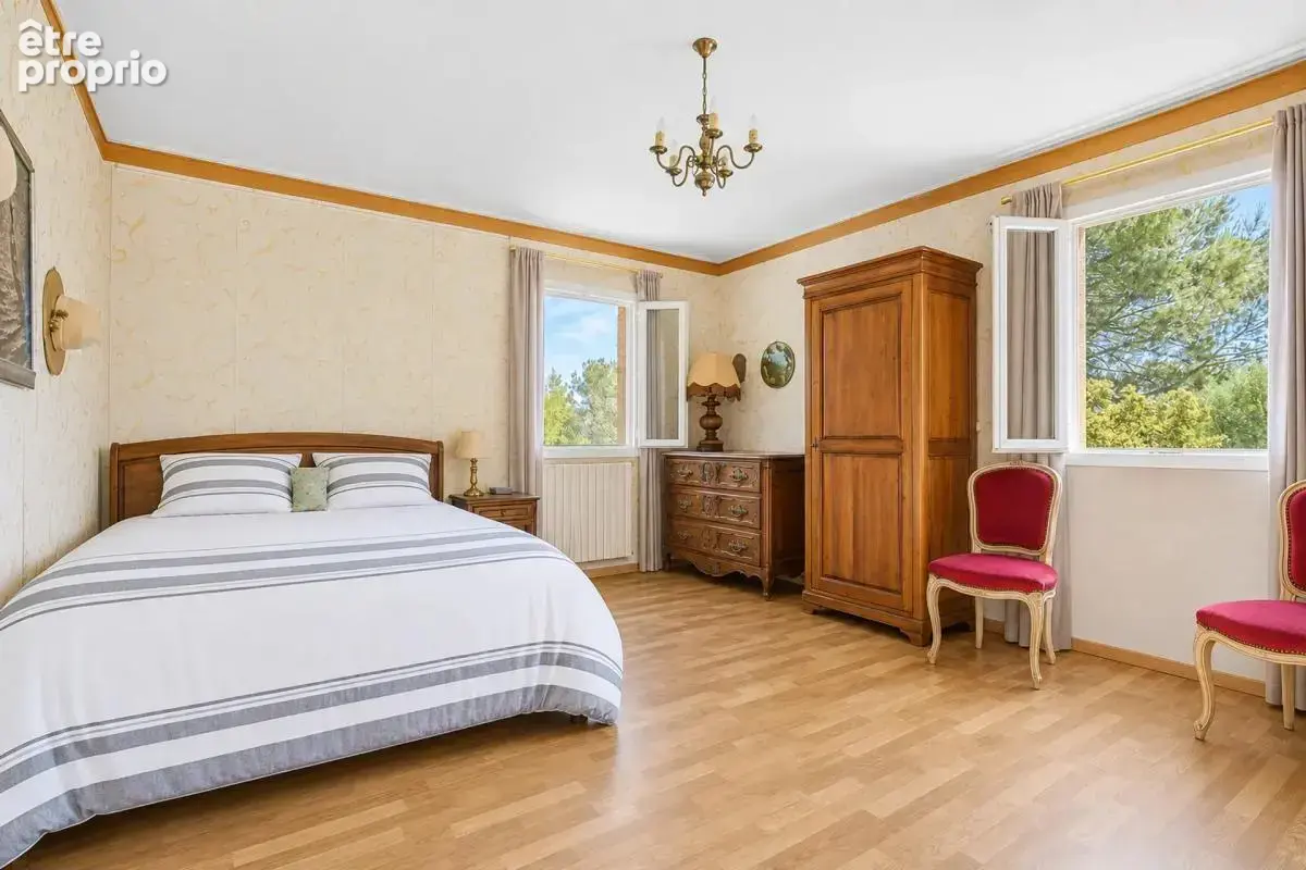 Pourrières – propriété familiale avec deux habitations, piscine - photo 16