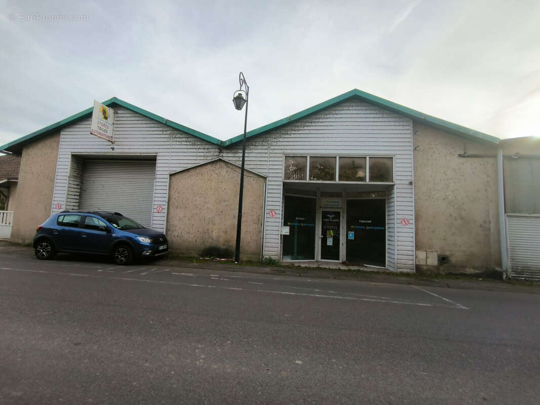 Commerce à SOUILLAC