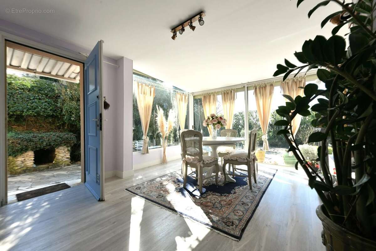 Maison à UZES
