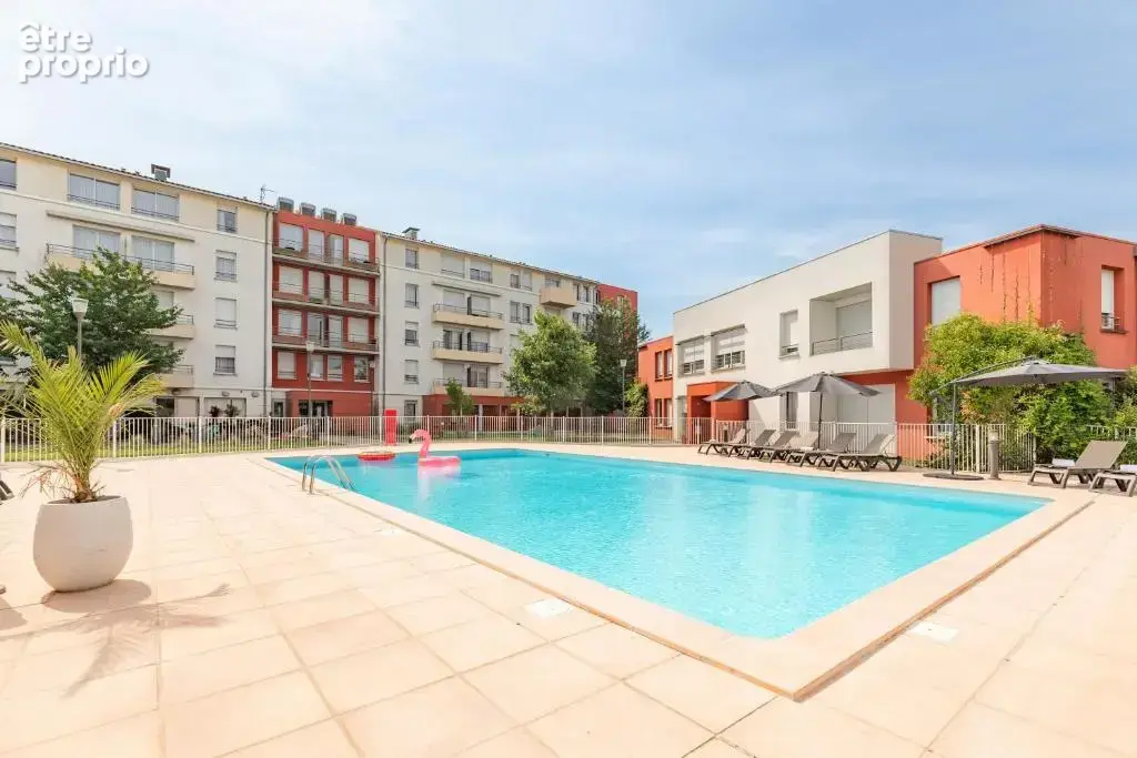 Appartement à CORNEBARRIEU