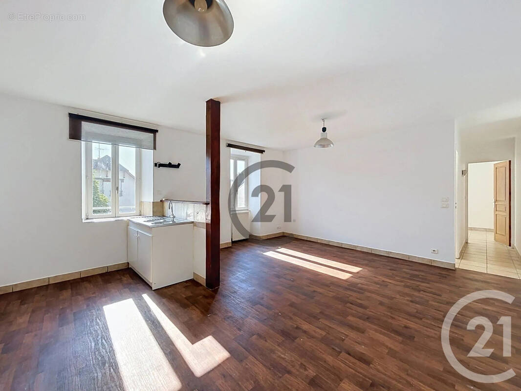 Appartement à MONTEREAU-FAULT-YONNE