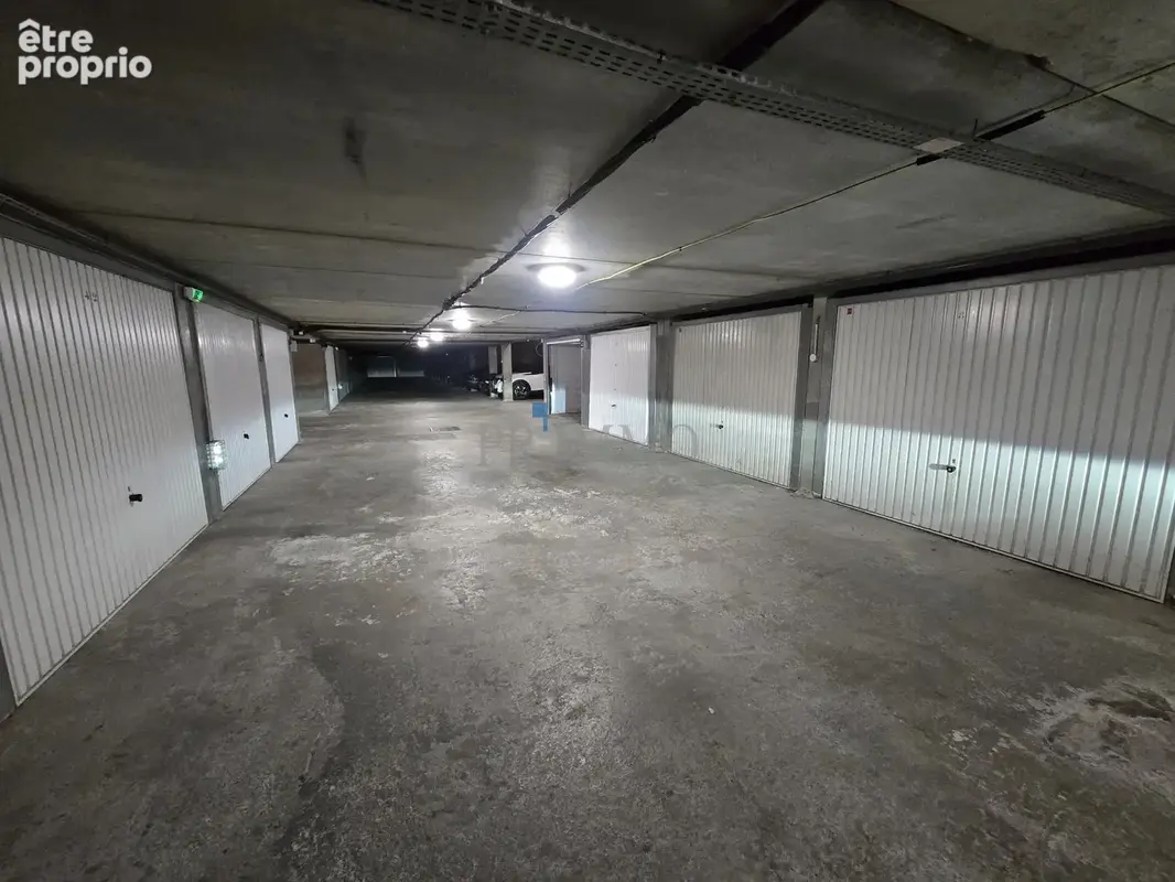Photo Parking à Saint-Raphael au prix de 36 000€