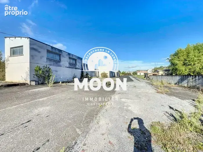 Commerce 918 m² à vendre à Castres (81100) - photo 4