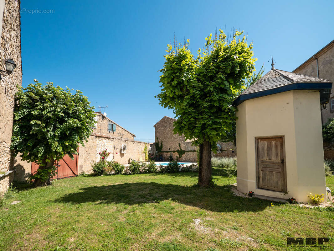 Maison à SAINT-LAURENT-DE-LA-CABRERISSE