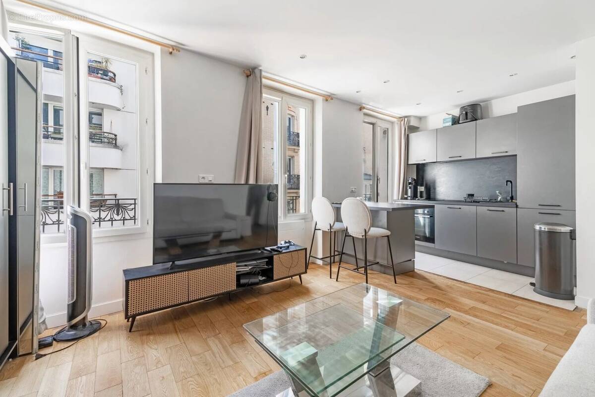 Appartement à LEVALLOIS-PERRET