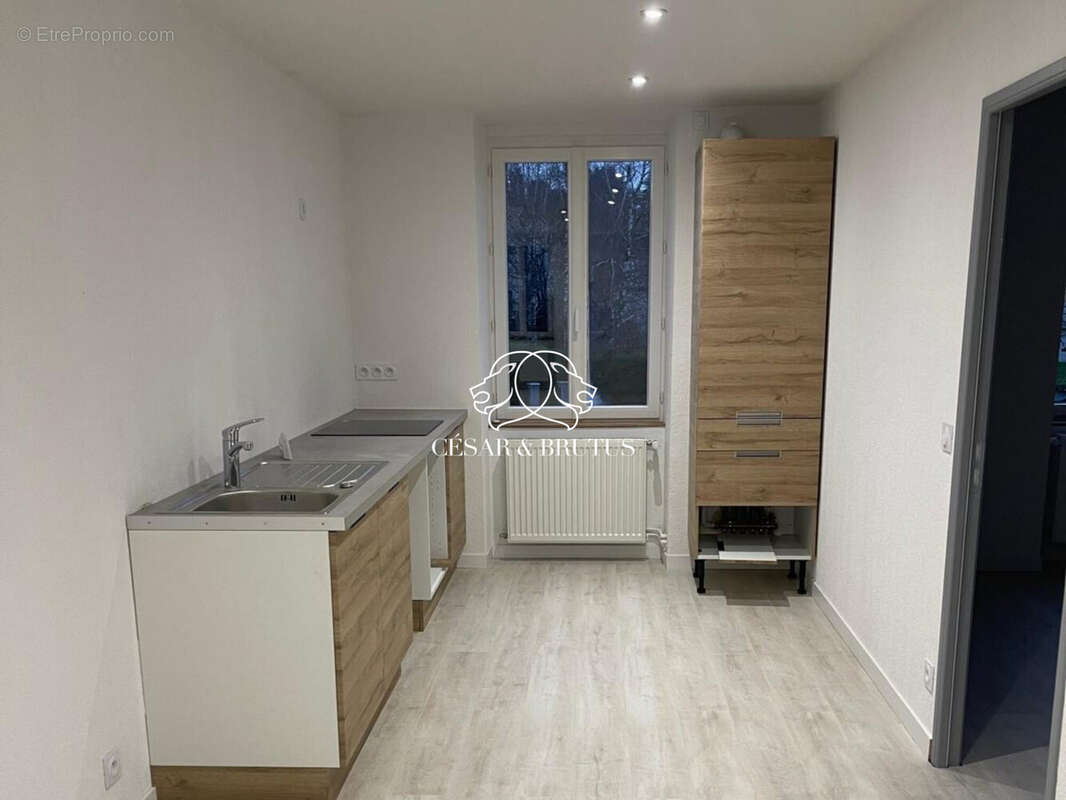 Appartement à CHAUFFAILLES