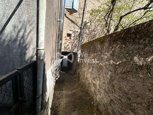 passage extérieur - Maison à LACAUNE