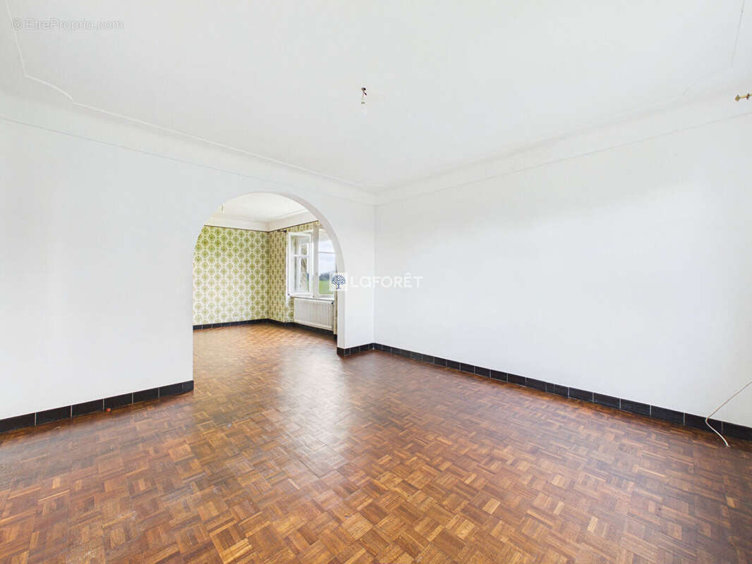 Maison à BRIEC