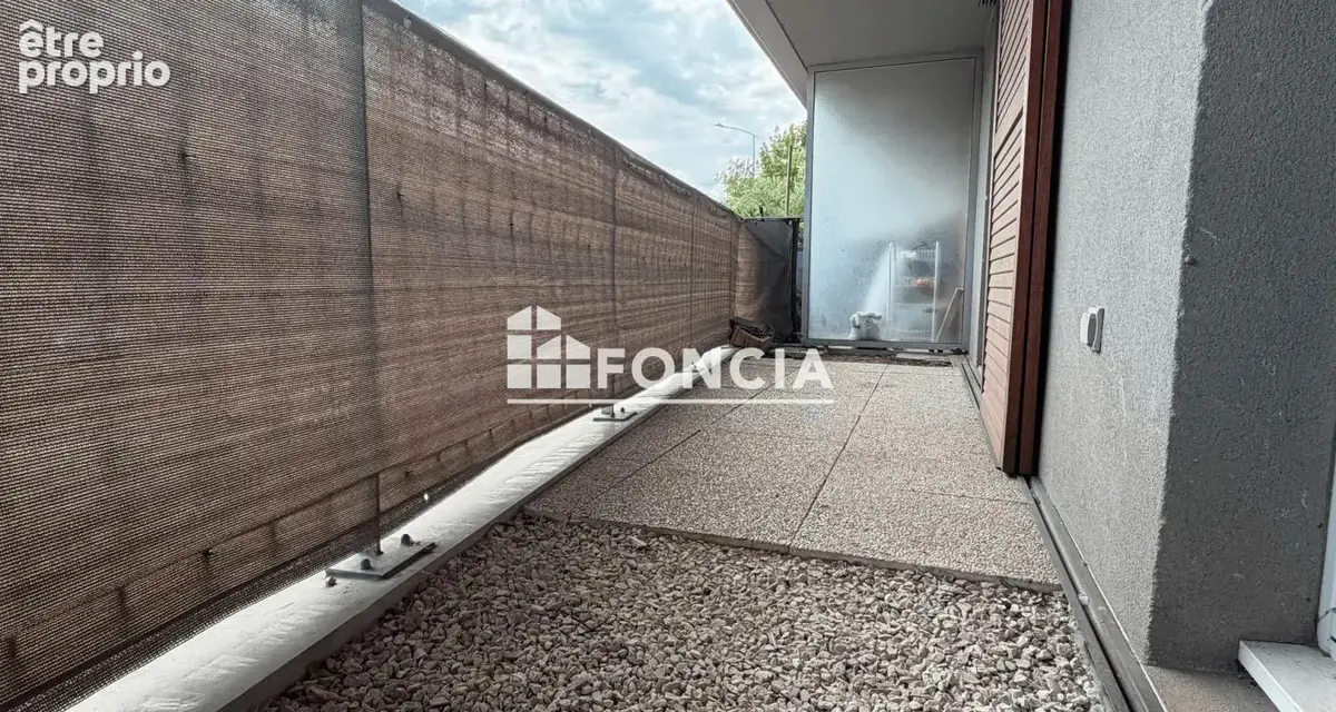 Cergy Préfecture, F2  avec JARDIN, BALCON et parking sous-sol - photo 10