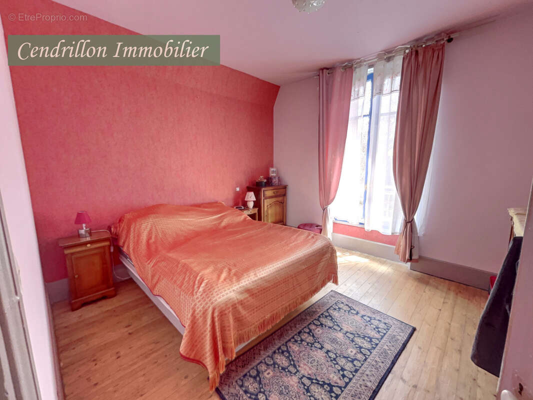 Charmante Maison de Bourg Indépendante à Bonnat   103 m2 sur 335 m2 de terrain - photo 13