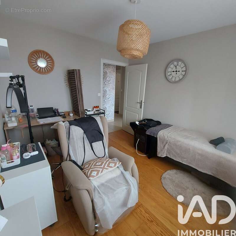 Photo 7