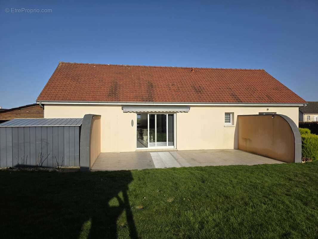 Maison à ENVERMEU