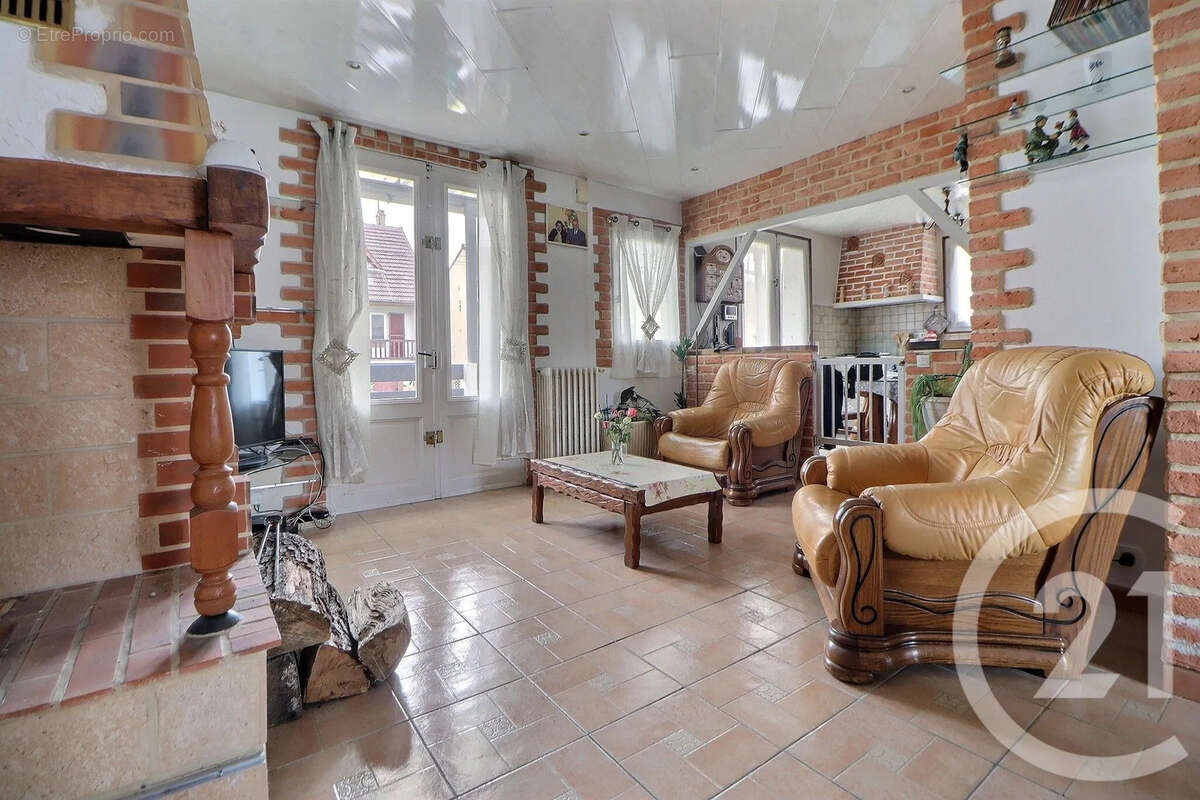 Maison à AULNAY-SOUS-BOIS