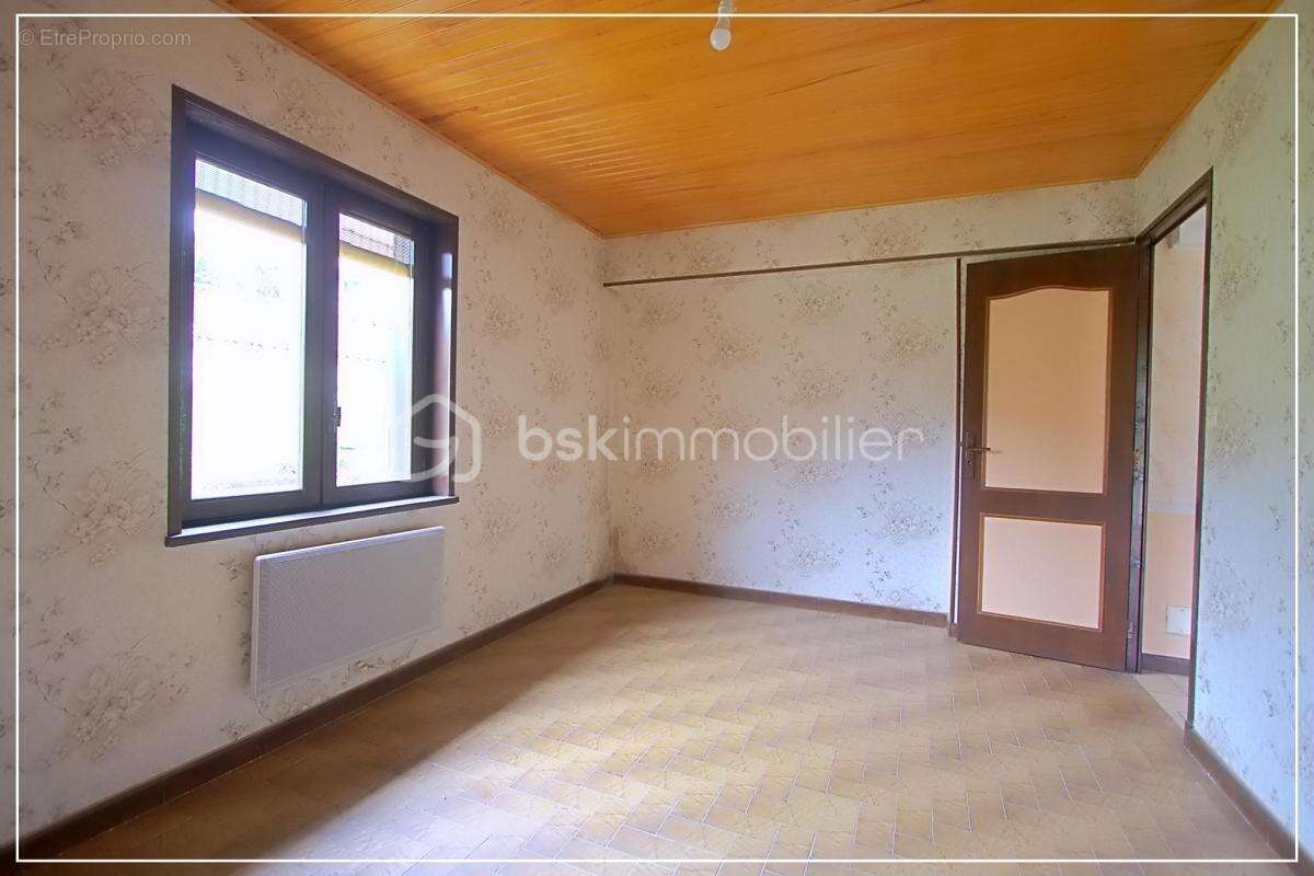 Maison à SAINT-PIERRE-DE-CHANDIEU