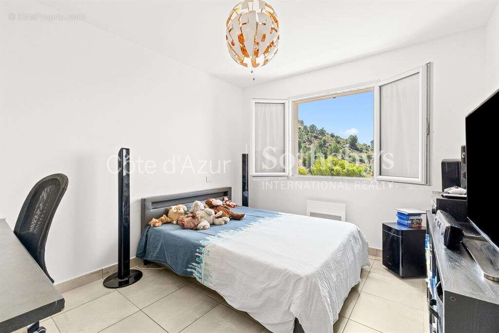 Aspremont, villa contemporaine de 110 m² dans un domaine privé avec vue dégagée sur les collines - photo 15