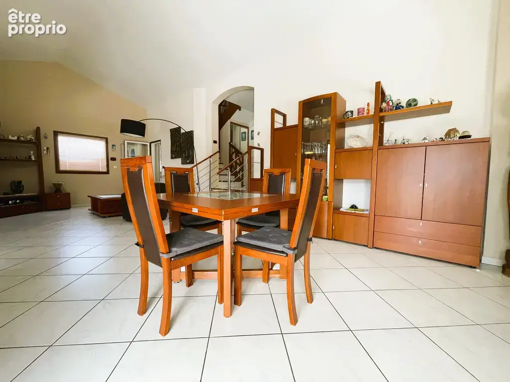 Maison individuelle + grand garage - photo 9