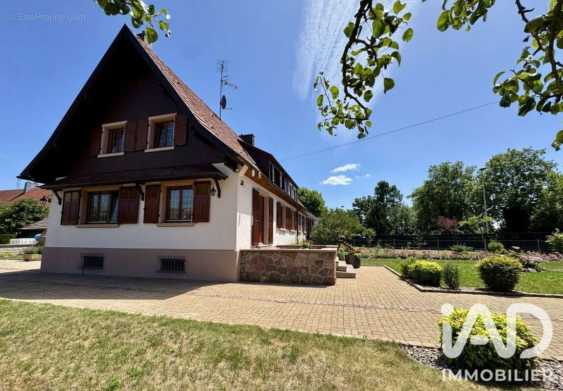 Photo 2 - Maison à WITTELSHEIM