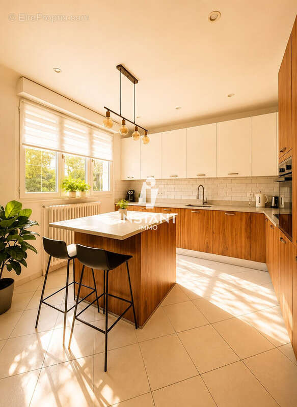 Maison 158 m² à Creteil  - photo 2