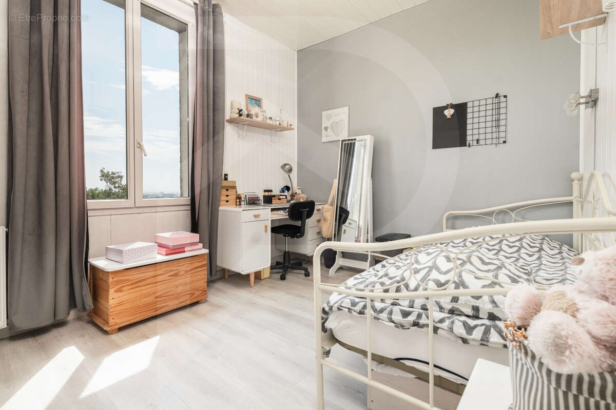 Maison - 75m2 - sainte-cecile - photo 9