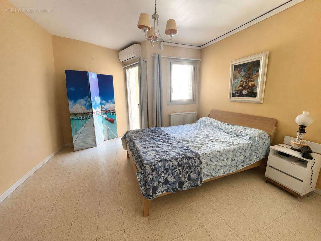 Appartement T3 traversant, climatisé avec terrasse et vue Bassin de Thau - photo 6