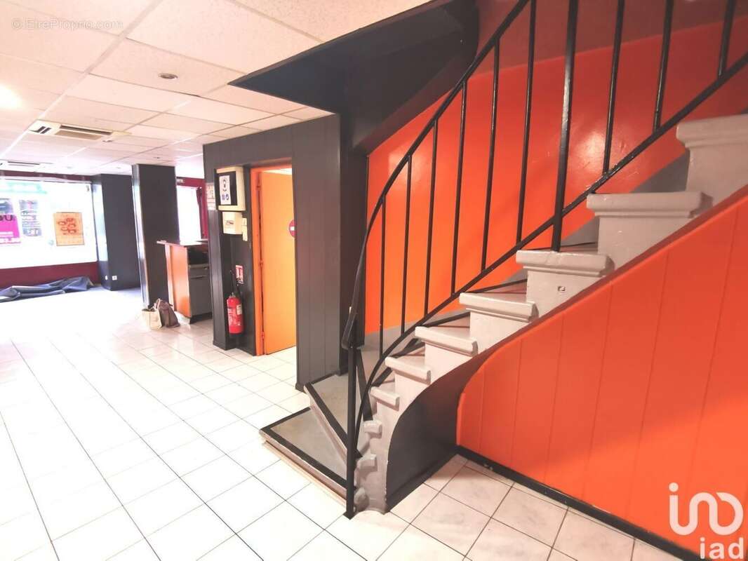 Photo 8 - Commerce à LE PEAGE-DE-ROUSSILLON