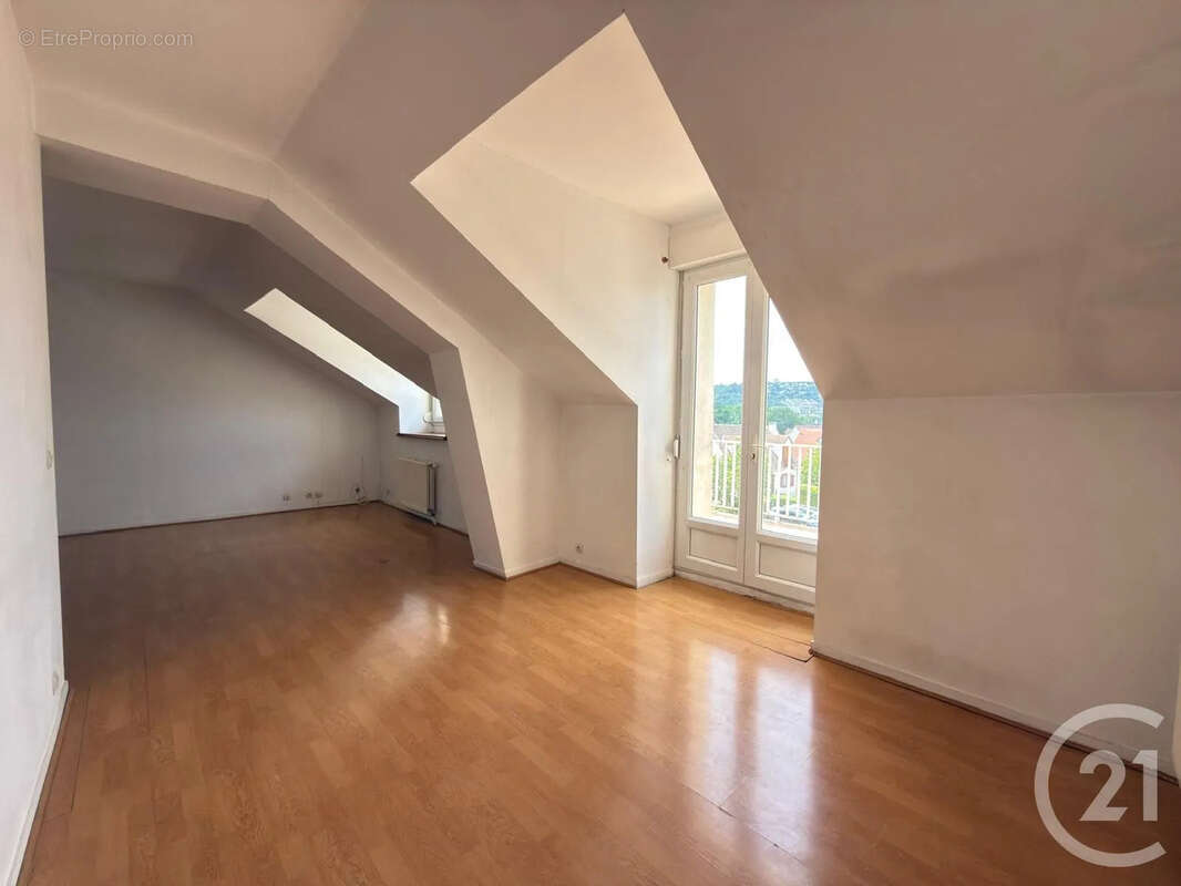 Appartement à SENS