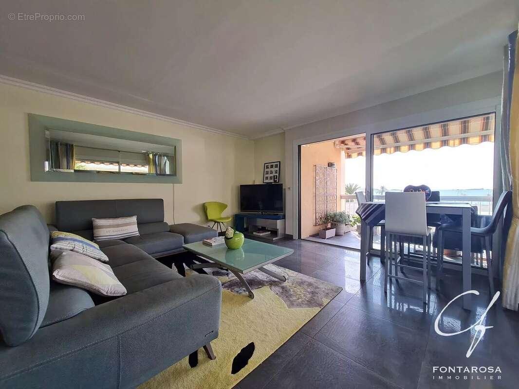 Appartement à FREJUS