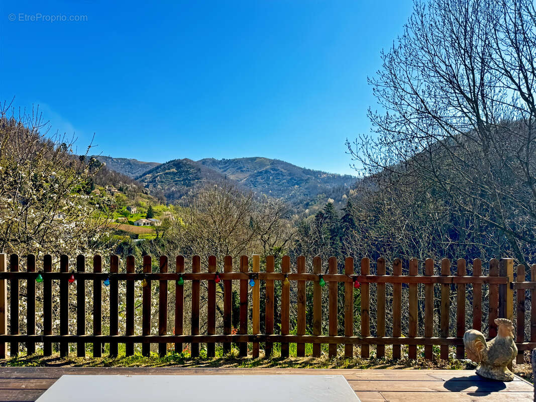Maison à ANTRAIGUES-SUR-VOLANE
