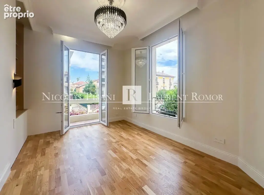 Exclusivité- villa renovee 6 pieces nice a vendre - photo 2