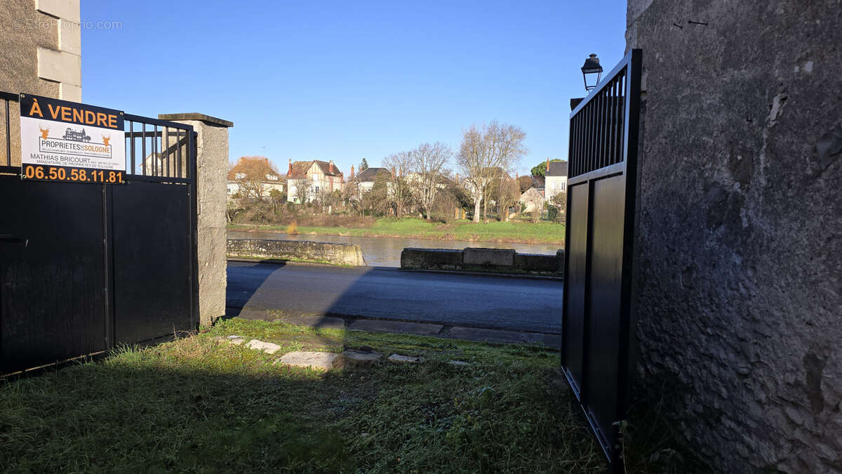 Maison à SELLES-SUR-CHER