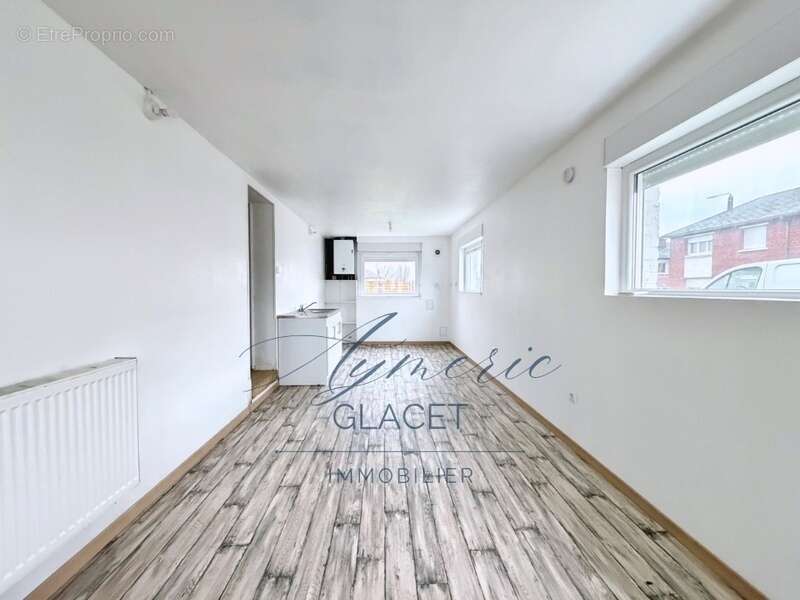 Maison à DOUCHY-LES-MINES