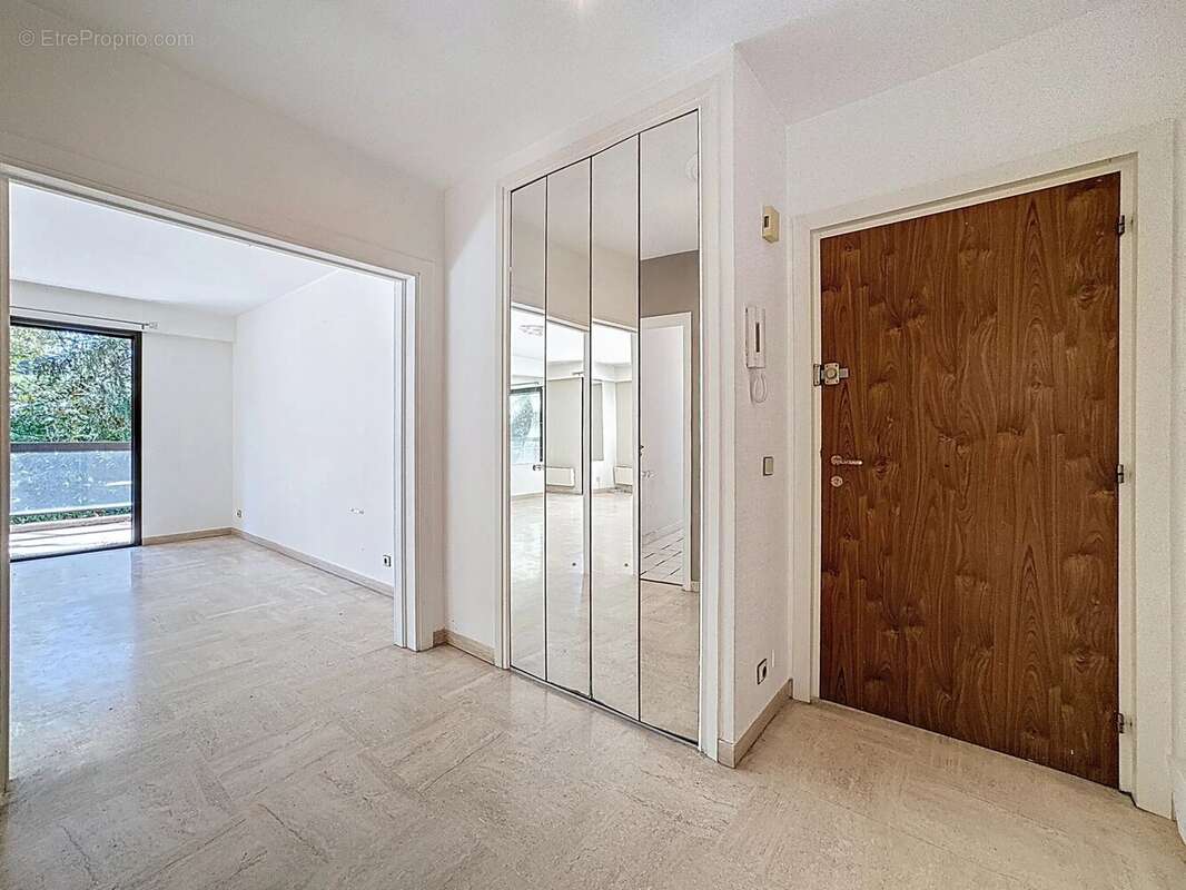 Appartement 59 m² à Cannes  - photo 8