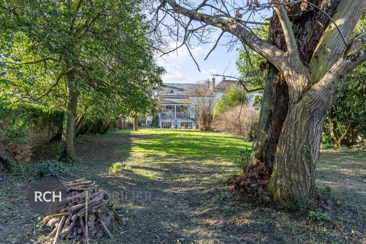 Maison à MONTFORT-L'AMAURY