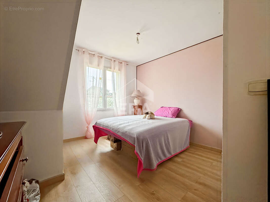 Maison à BOUTERVILLIERS