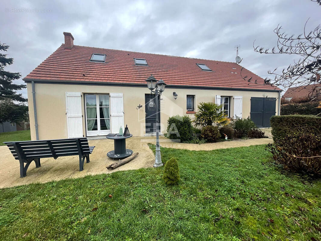 Maison à LA FERTE-SAINT-AUBIN