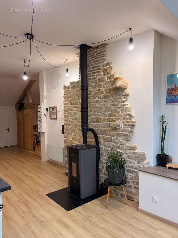 Poligny: appartement avec garage - photo 3