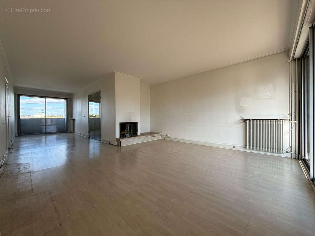 Appartement à RUEIL-MALMAISON