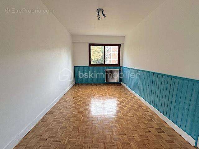 Appartement à L'ETANG-LA-VILLE
