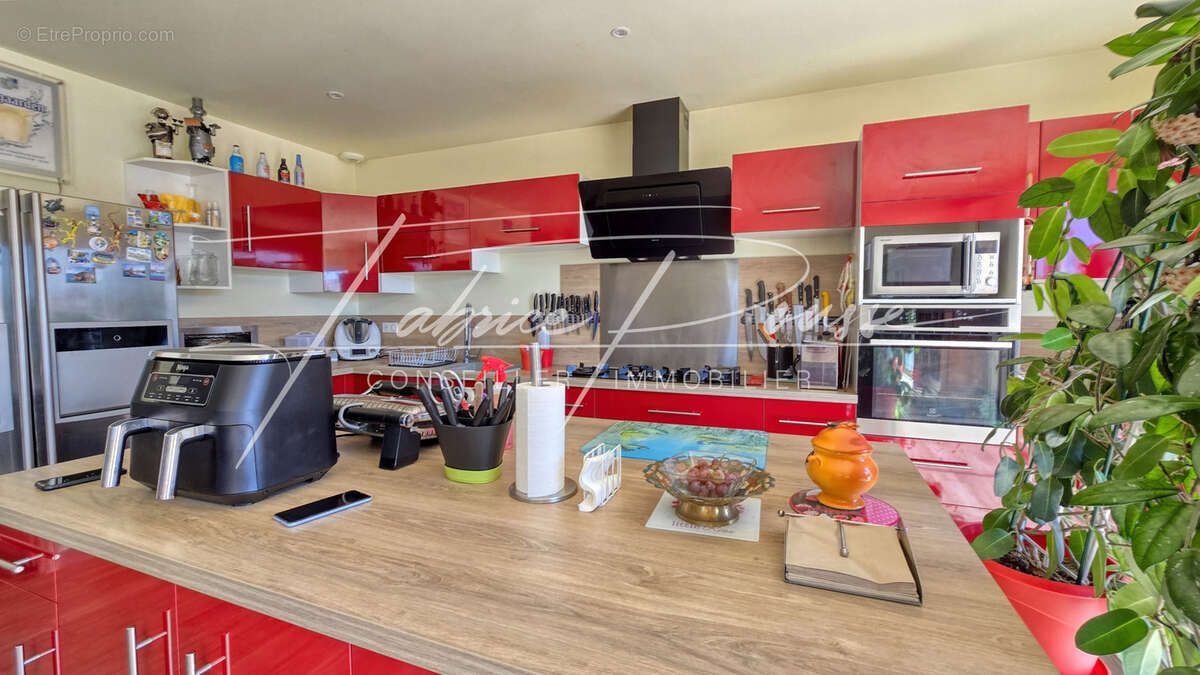 Belle propriété 200m2 - photo 7